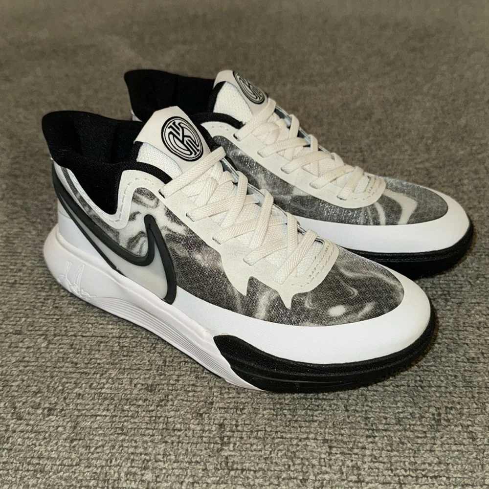 Nike Kyrie 8 GO (PS)